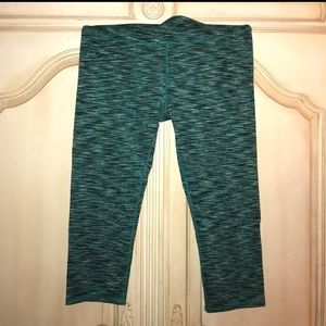 Fabletic leggings, capri length.